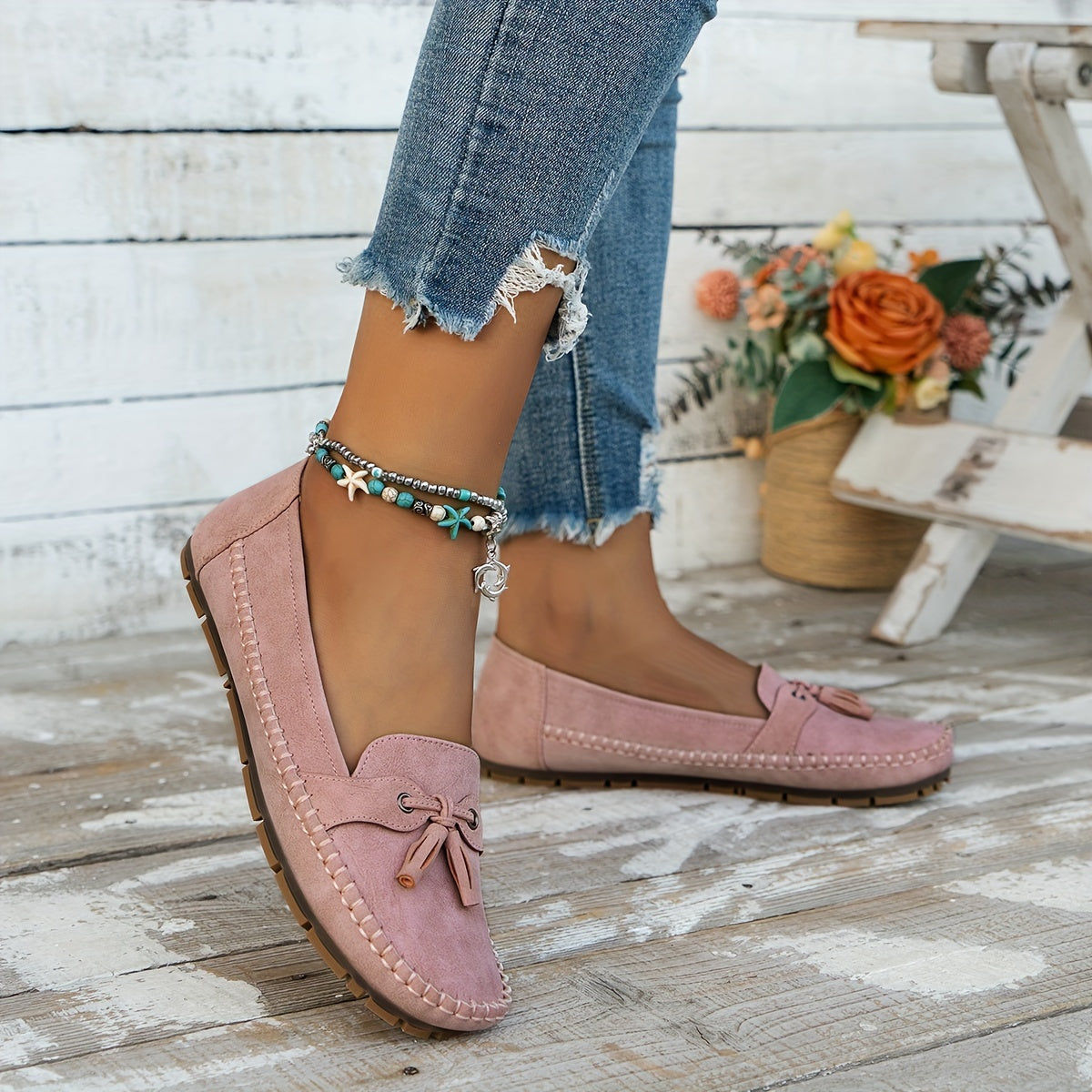 NALIA™ | Classic models with pom-poms for women