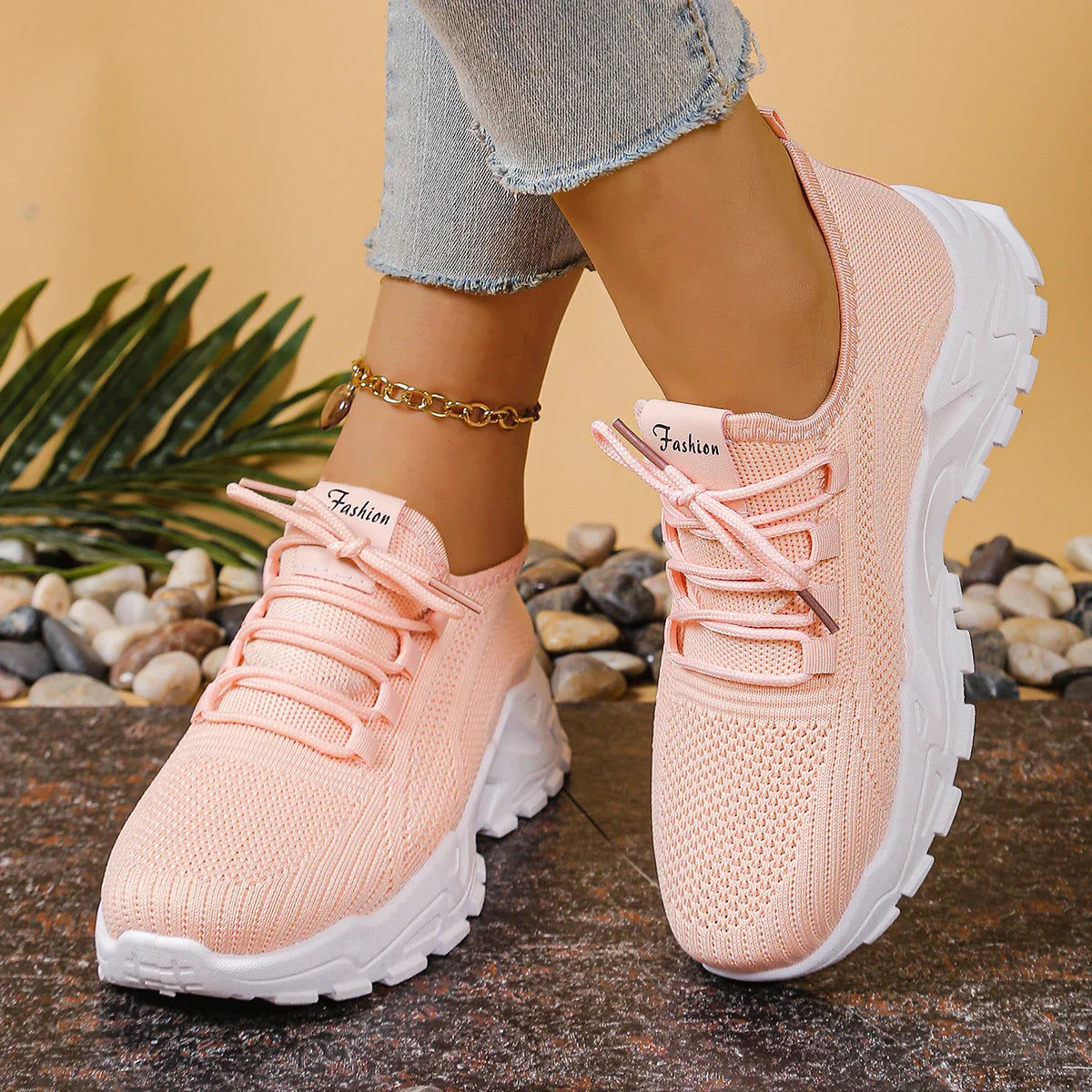 SOLARA™ | Breathable orthopedic shoes with ergonomic design for women