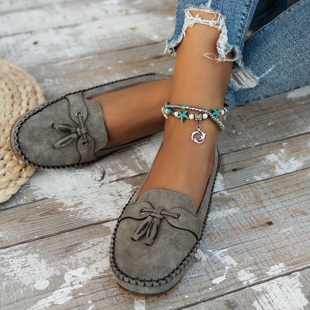 NALIA™ | Classic Models with Pom Poms for Women